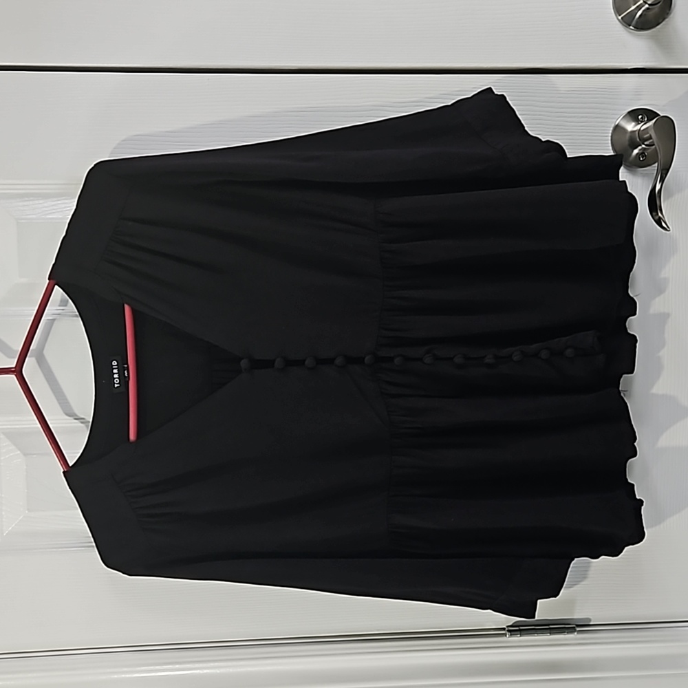Torrid top color black size 00